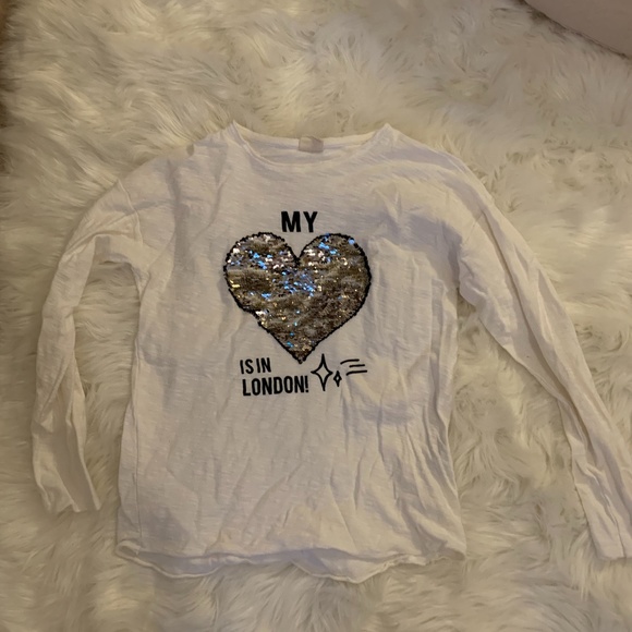 White long sleeve with lettering and heart - Picture 1 of 1